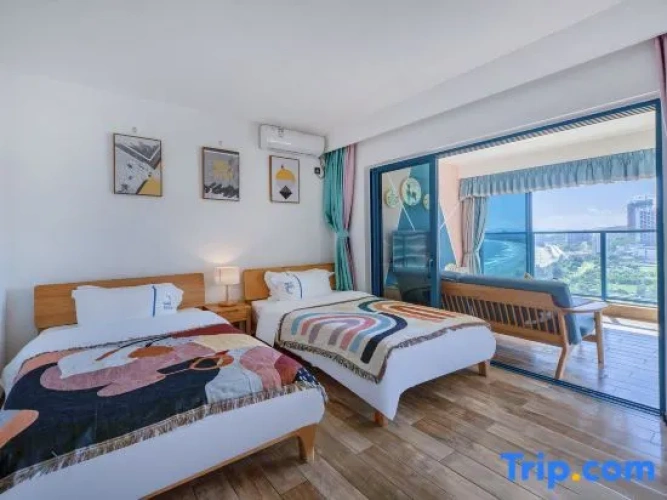 2 Bedrooms Standard Attic room with sea view