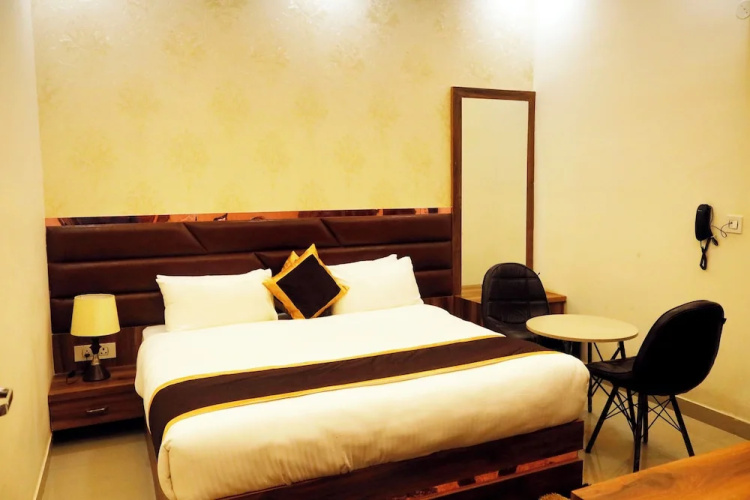 Shree Jee Hotel