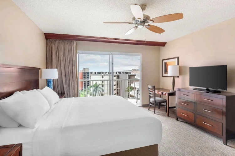 1 Bedroom Standard Double room with balcony