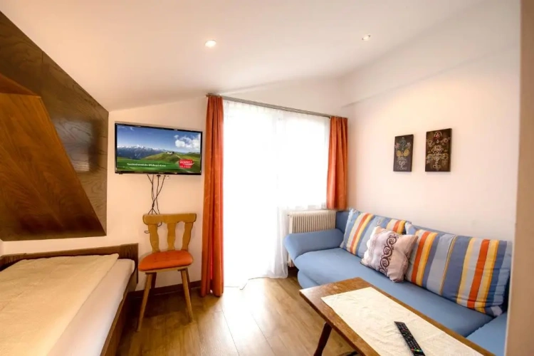 Standard Double room with view