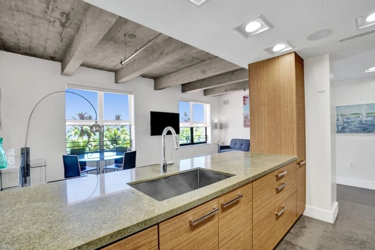 2 Bedrooms Premium Quadruple Apartment beachfront
