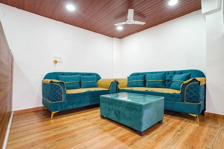 Fabexpress Yuva Inn