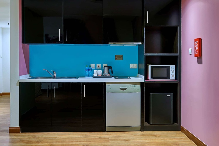 Ramada Hotel & Suites by Wyndham Dubai JBR photo 13