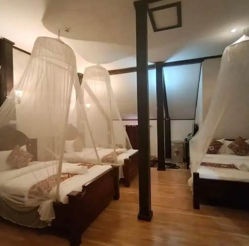 Ananta Hotel