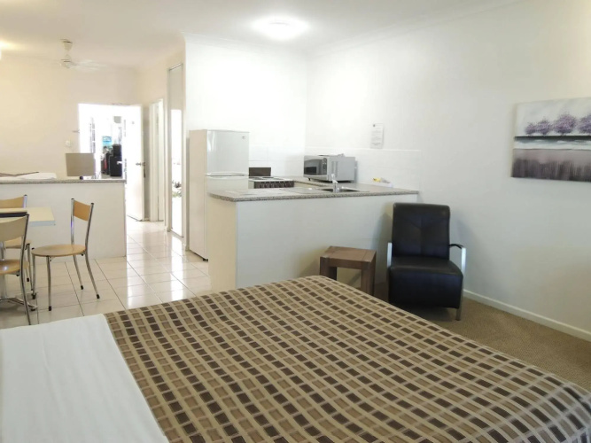 Reef Palms Motel