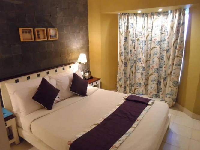 Premier room