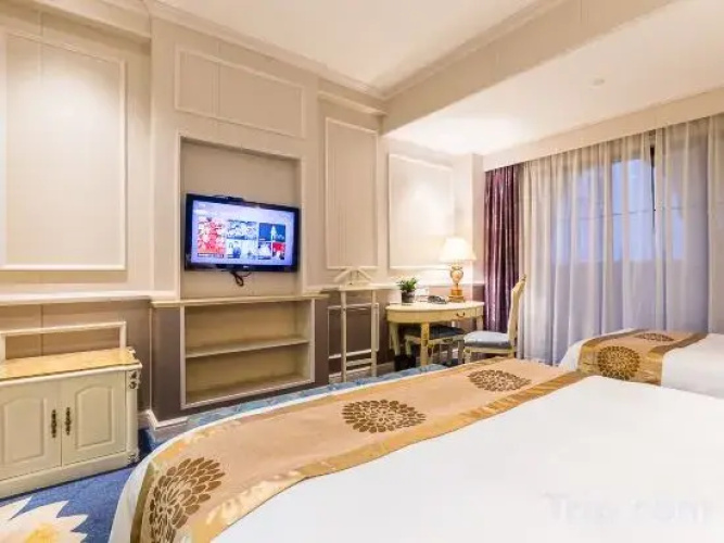 Venice Park Hotel