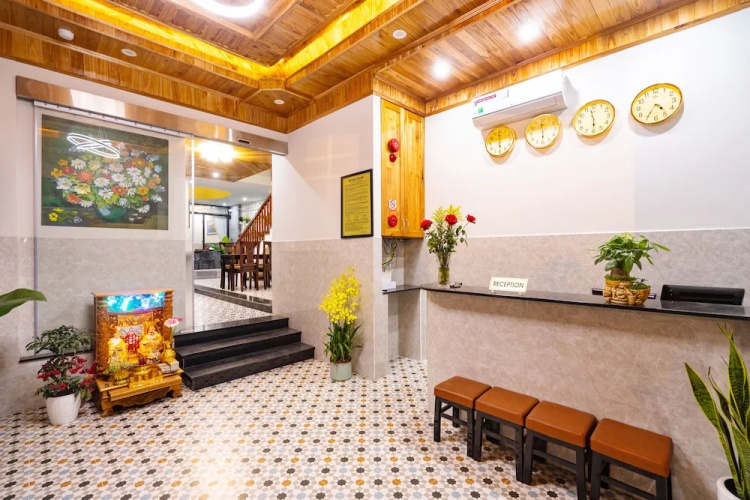The Lit Villa