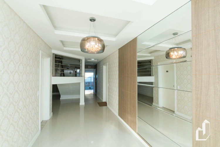 Apartamento Com 03 Dormitórios