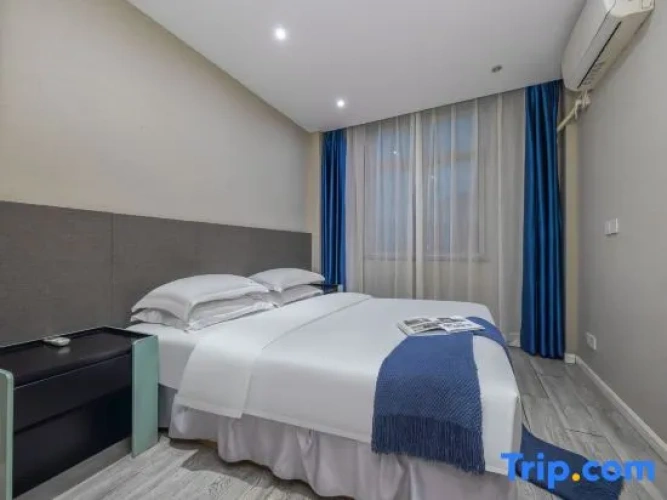 Quadruple Suite