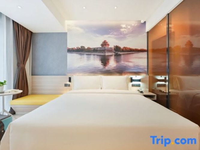 Standard Double room with courtyard view