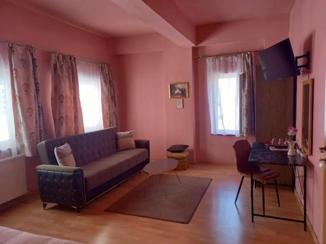 Standard Twin room with balcony