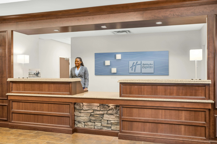 Holiday Inn Express Hotel & Suites Wilmington-Newark photo 35