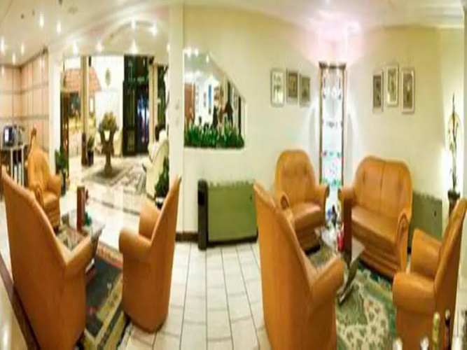 Aryo Barzan Hotel