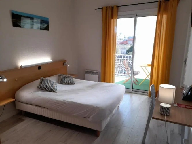 Standard Double room with balcony