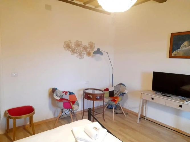 2 Bedrooms Cottage