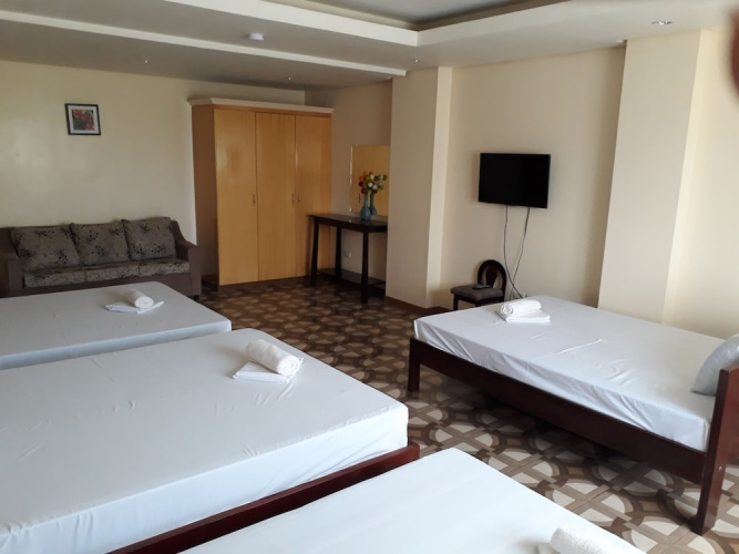WMV Hotel & Restaurant