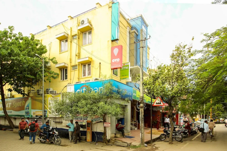 Ujwal Residency by OYO Rooms