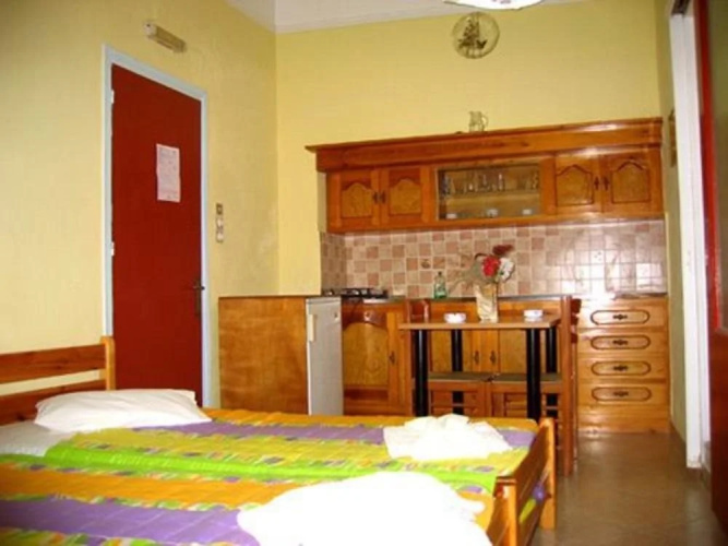 Hermoupolis Rooms