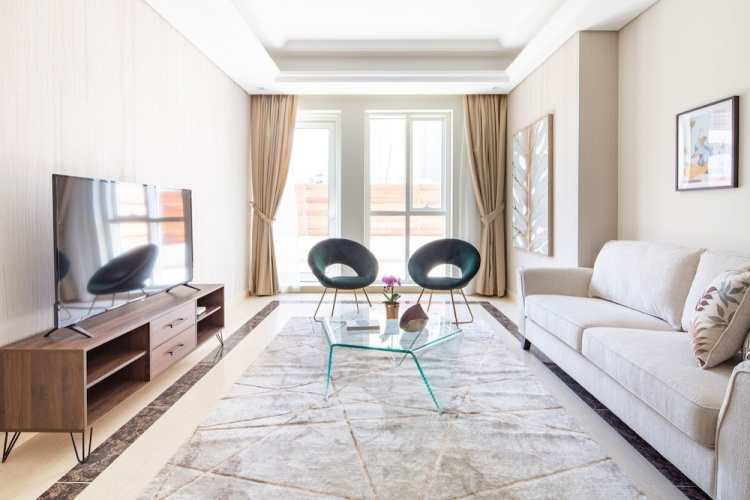 Impressive 2BR Loft W/ Study In Downtown Dubai