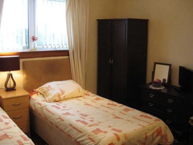Standard Single room