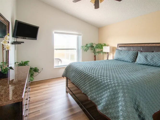 4 Bed 428