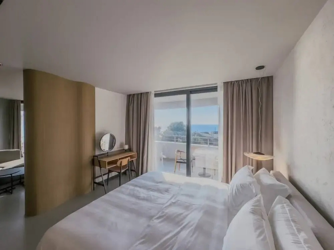 Zins Luxury Rooms 06
