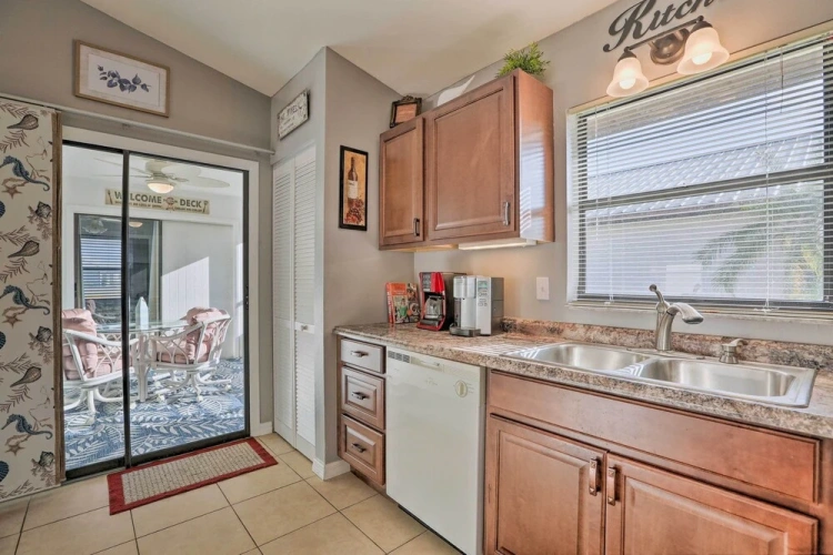 2 Bedrooms Apartment