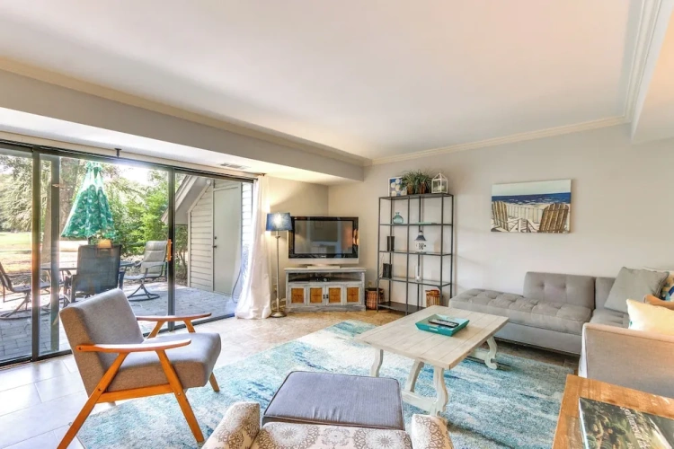3 Bedrooms Apartment with balcony