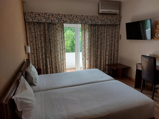 Petrus Hotel