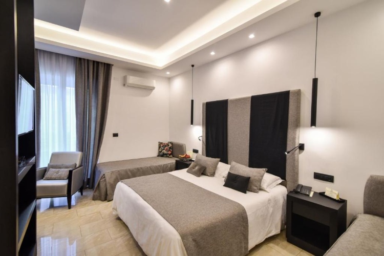 Standard Quadruple room