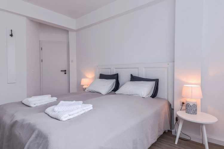 FM Deluxe 2-BDR Apartment - Apartment 66