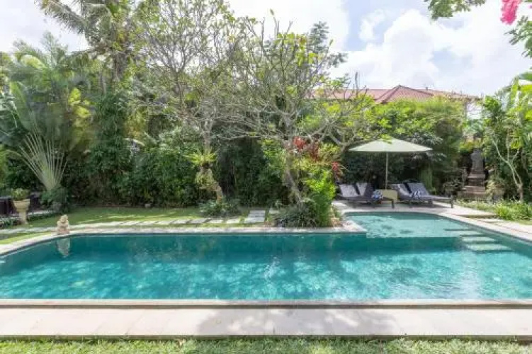 Villa Poppy