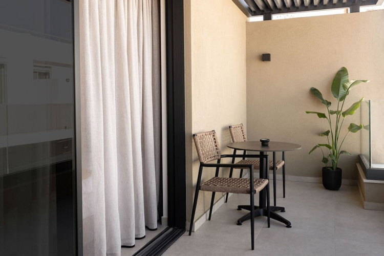 Moncasa Suites
