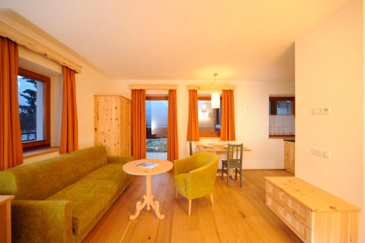 1 Bedroom Apartment