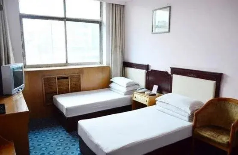 Tongyue Hotel