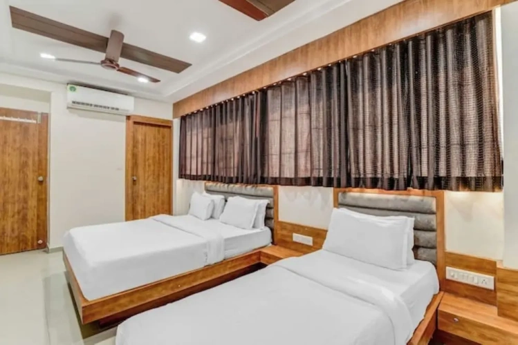 Classic Triple room