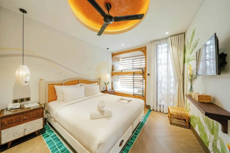 Superior Quadruple room
