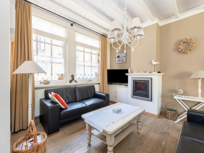 Seaside Charm & Privacy