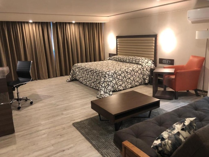 Deluxe Double Suite