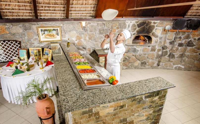 Lux Grand Baie Resort photo 38
