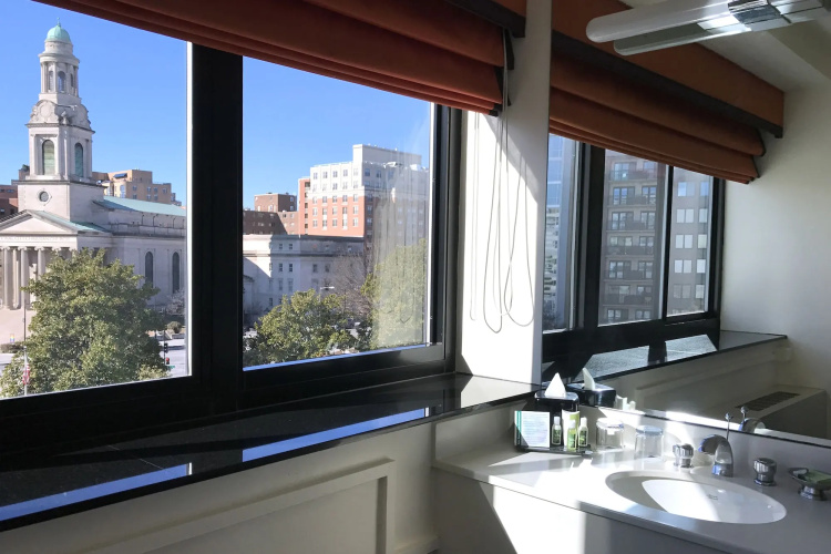 Washington Plaza photo 9