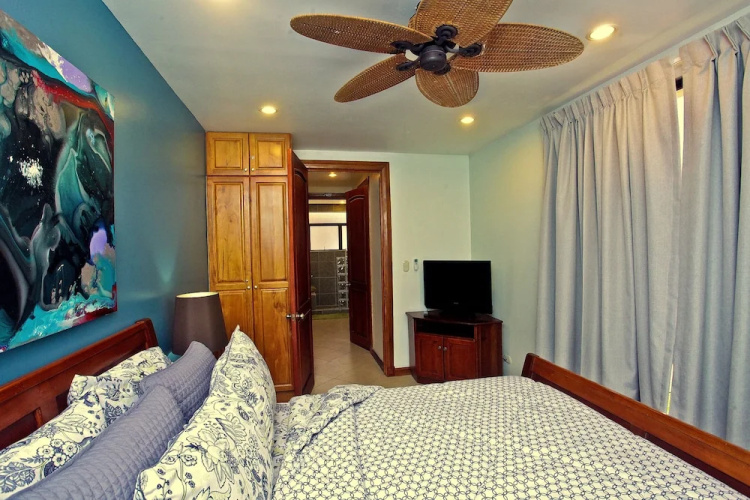 Montecarlo 13 - 2 Br Condo