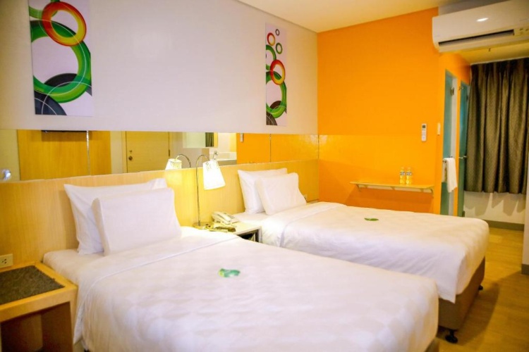 Standard Twin room