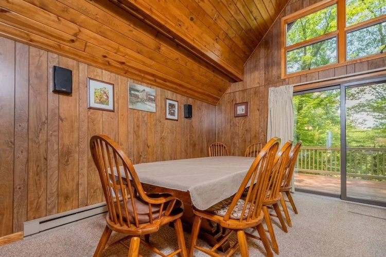 Mountain House by Taylor Made Deep Creek