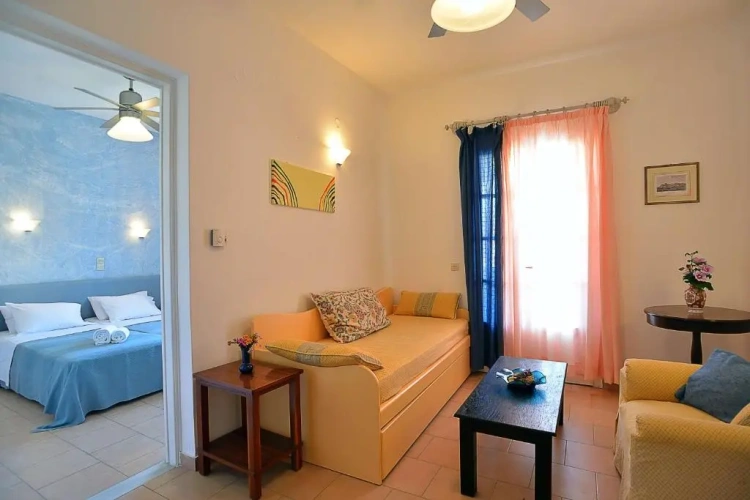 1 Bedroom Apartment with garden view