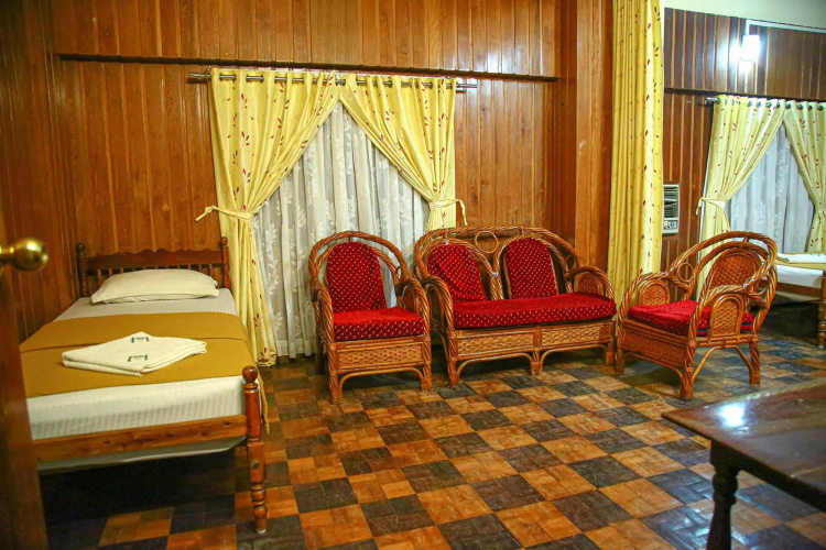 Lake Palace Family Resort Kumarakom