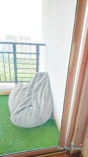 Taj Studios-Serviced Studio Apartment(Free Bfast)