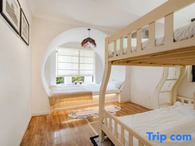 2 Bedrooms Suite