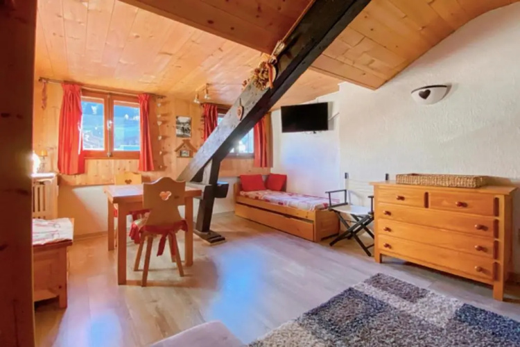 Studio Comfortable Bright Centre Of La Clusaz
